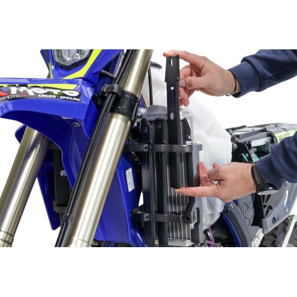 Protezioni radiatori AXP in HDPE (polietilene ad alta densità) - SHERCO - Nero AX1767