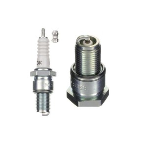 Candela NGK B8ES (10 pezzi per scatola) NGKB8ES