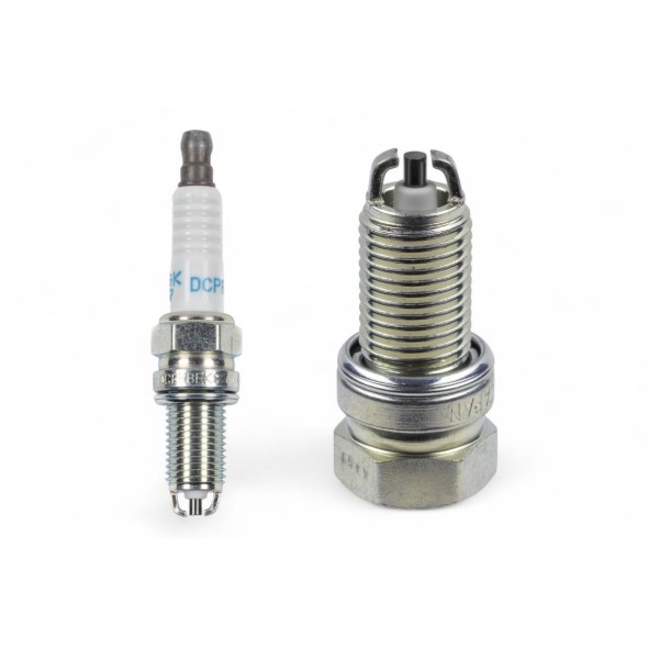 Candela NGK DCPR8EKC (10 pezzi per scatola) NGKDCPR8EKC