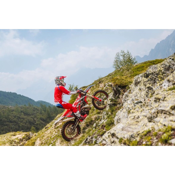 BETA - XTRAINER 250 MY 2026