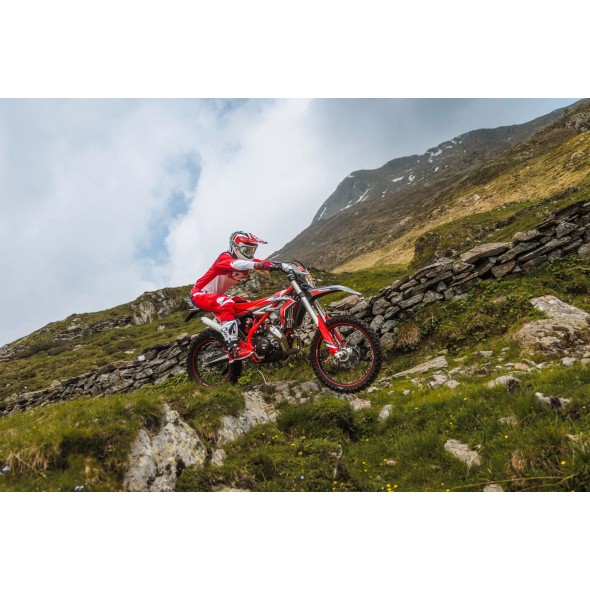 BETA - XTRAINER 250 MY 2026