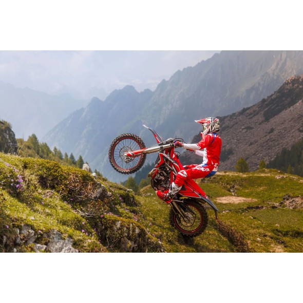 BETA - XTRAINER 250 MY 2026